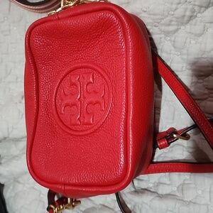 Crossbody purse